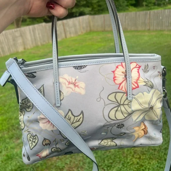 Gucci Flora Knight Shoulder Bag with Floral Design - Picture 5 of 11